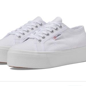 White platform supergas